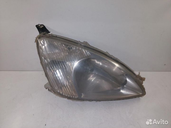 Фара правая Toyota Prius NHW11 (1997 - 2003)