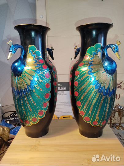 Парные вазы