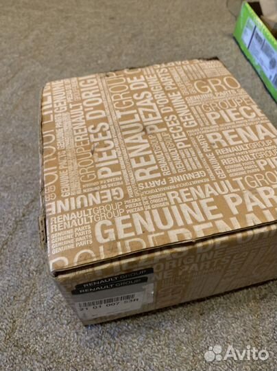 Оригинальная помпа (водяной насос) рено логан 2