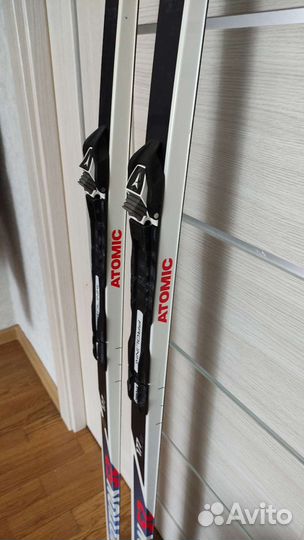 Беговые лыжи atomic