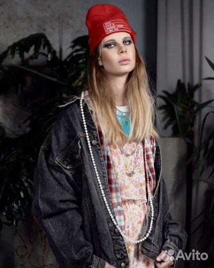 Стилист имиджмейкер