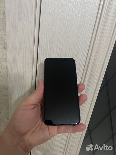 iPhone 11 PRO на 64гб