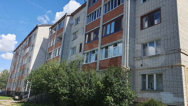 2-к. квартира, 56 м², 2/5 эт.