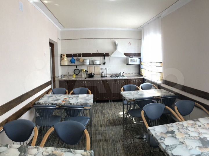 Комната 30 м² в 3-к., 1/2 эт.