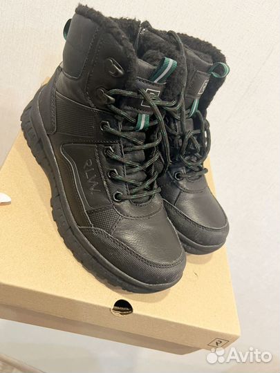 Ботинки зимние для мальчика 37