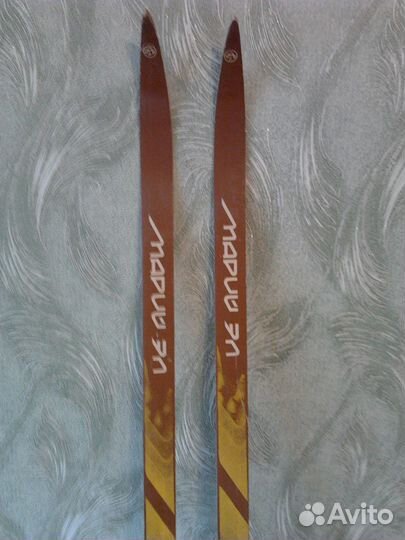 Лыжи беговые. 2м