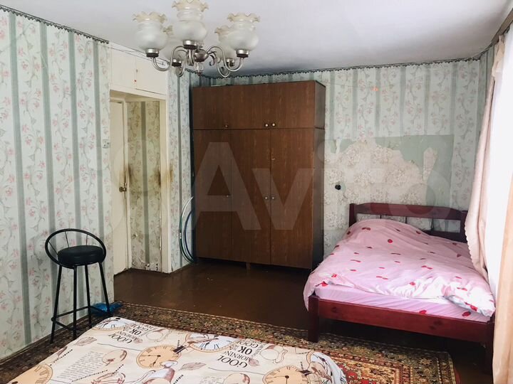 2-к. квартира, 42 м², 1/5 эт.