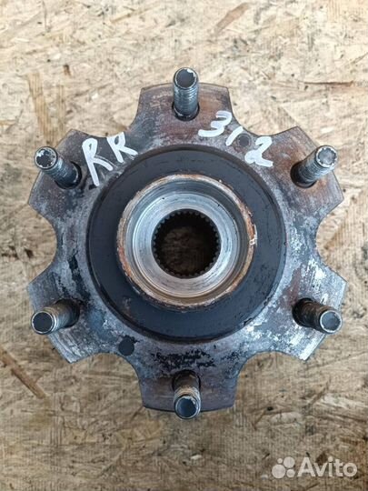 Ступица Mitsubishi Pajero 4 задняя 3.2D 3.8