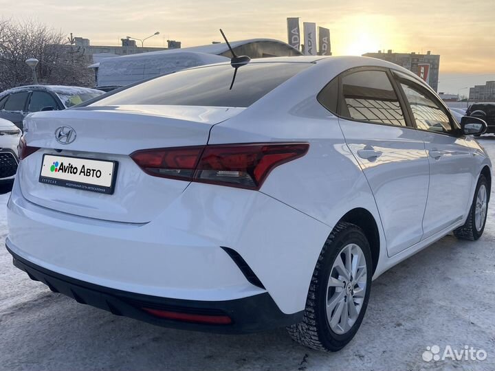Hyundai Solaris 1.6 МТ, 2021, 18 600 км