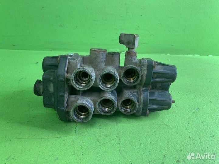 4-х контурный защитный клапан mercedes-benz actros