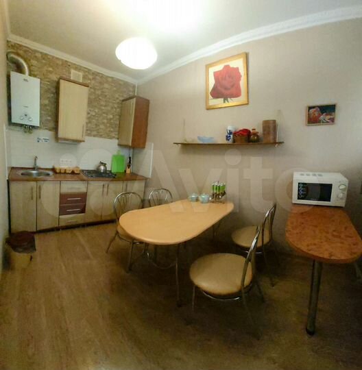 2-к. квартира, 43 м², 3/5 эт.