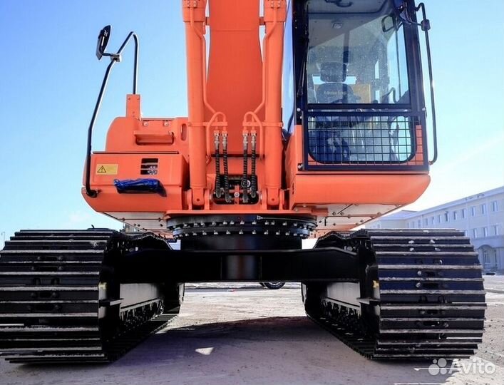 Гусеничный экскаватор Lonking CDM6205, 2024