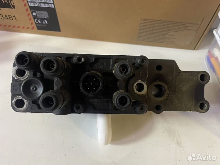 Блок клапанов кпп man