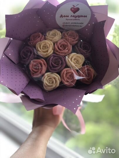 Сладкий букет шоколадных роз