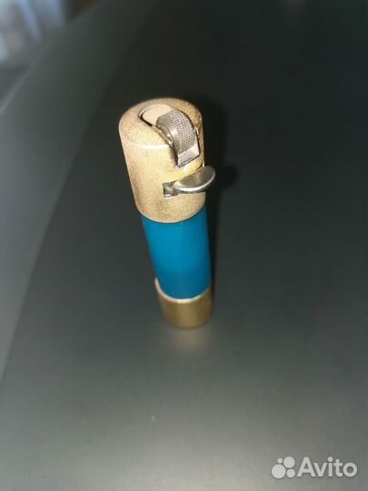 Зажигалка газовая