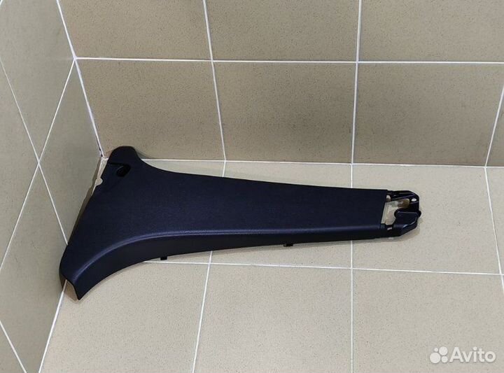 Обшивка стойки левая Renault Logan K7MA812 1 2017