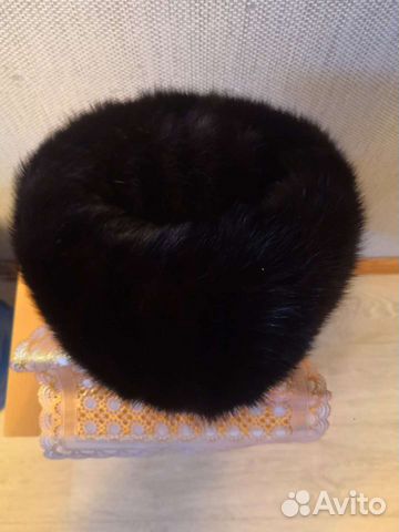 Женская шапка