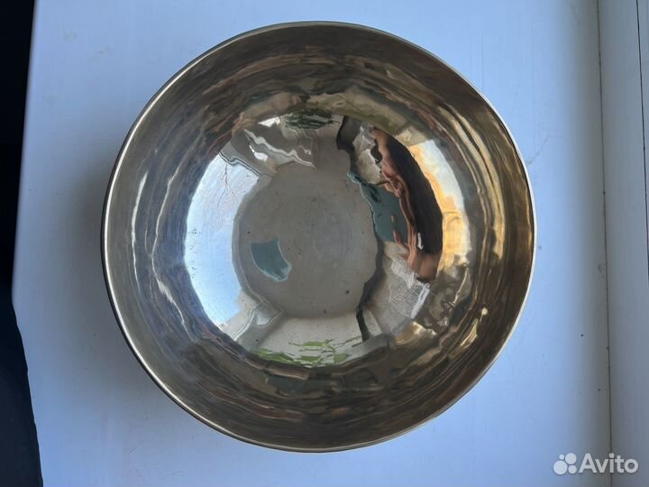 Тибетская кованная поющая чаша