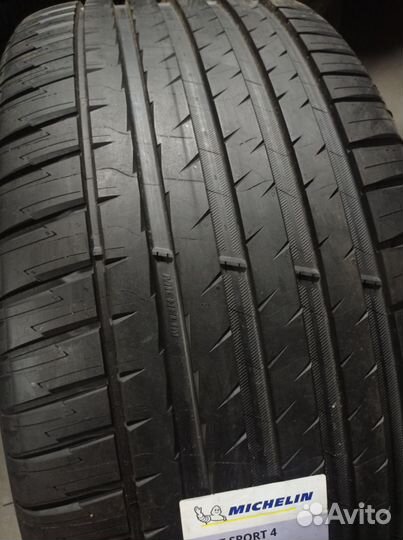 Michelin Pilot Sport 4 SUV 275/40 R22 108Y