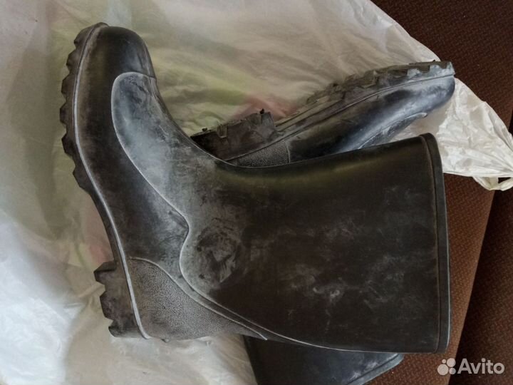 Резиновые сапоги