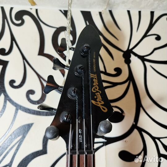 Бас гитара Aria pro 2 (японец)