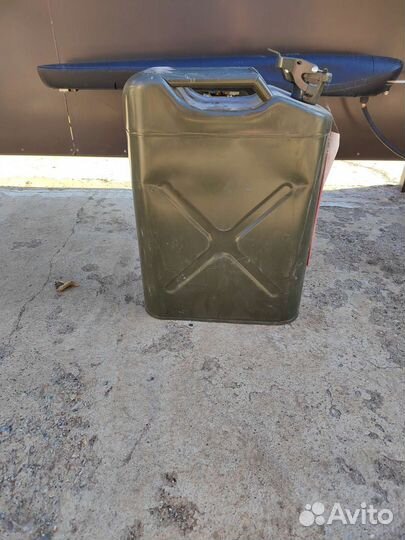 Канистра стальная