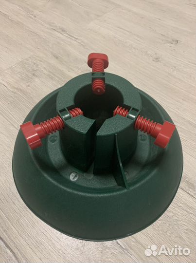 Подставка под елку