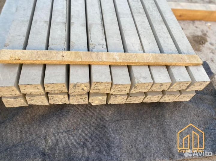 Столбы евроштакетника