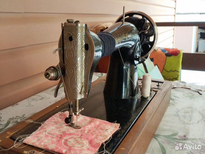 Швейная машинка подольская ручная СССР