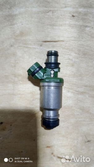 Форсунка топливная Toyota 3SFE, 5SFE 2.0л