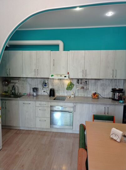 3-к. квартира, 96 м², 1/1 эт.