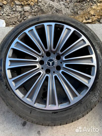 Оригинальные колеса на Mercedes GLC R19