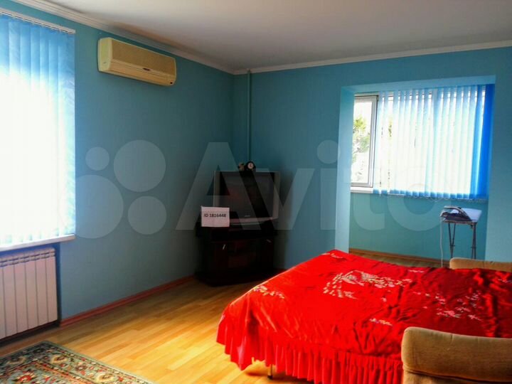 2-к. квартира, 70 м², 5/12 эт.