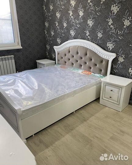 Спальный гарнитур Афина