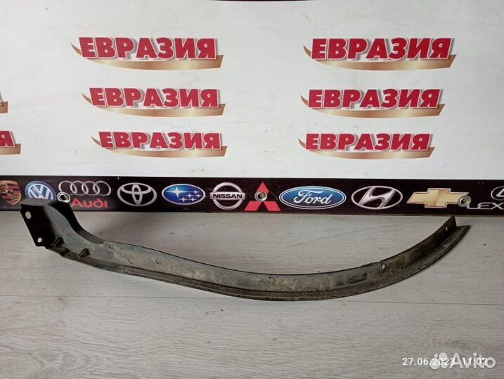 Накладка на крыло задняя левая Lexus Rx350 2010