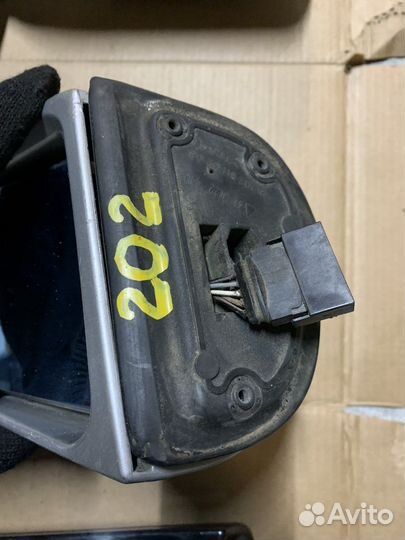 Зеркало наружное Mercedes W202