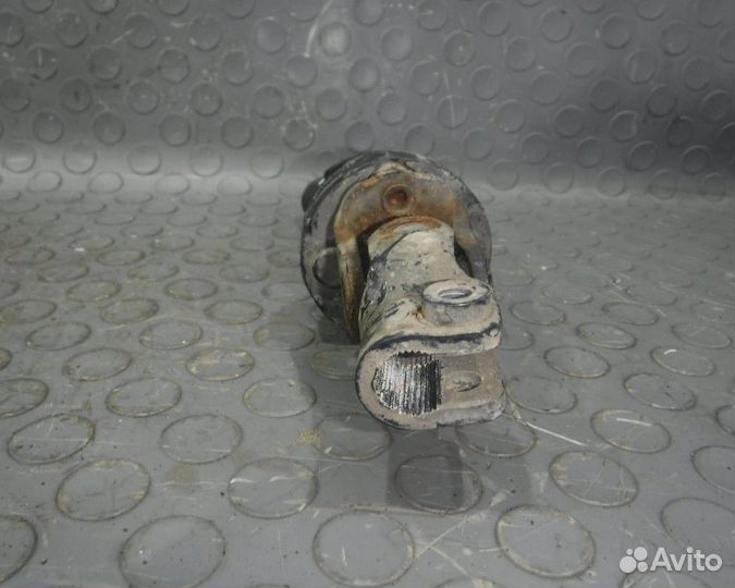 Outback B13 Кардан рулевой