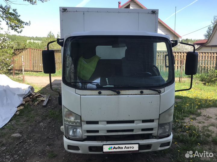 Isuzu ELF (N-series) изотермический, 2013