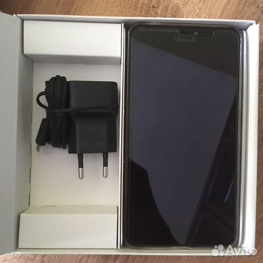 Microsoft Lumia 640 XL 3G Dual Sim, 8 гб