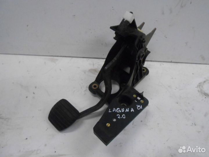 Педаль тормоза Renault Laguna 2