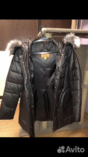 Пуховик женский
