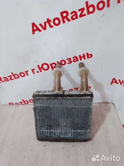 Радиатор печки Nissan Bluebird U14