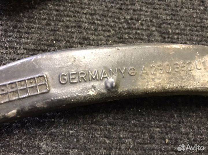 Рычаг подвески задний Mercedes 211 W211 OM646.961