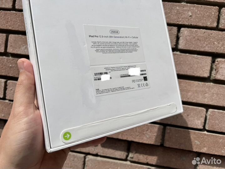 iPad Pro 12.9 M2 256Gb LTE с сим картой / новый