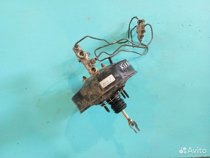 Вакуумный усилитель тормозов на Kia Rio 1