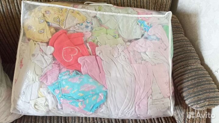 Продам детскую одежду от 0 до 1,5 лет