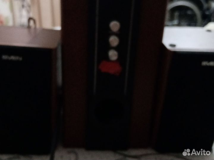 Система музыкальная колонки б. У