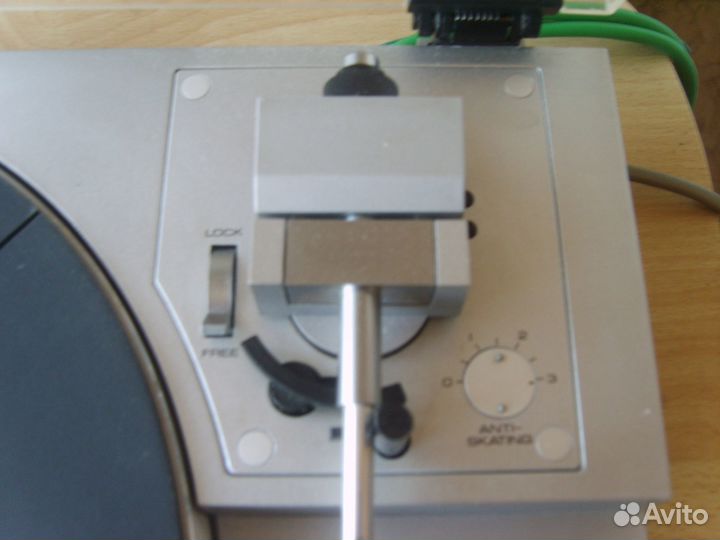 Проигрыватель винила yamaha P-751