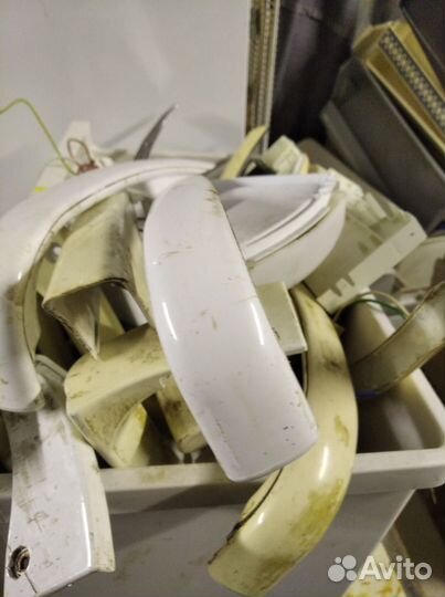 Холодильник на запчасти