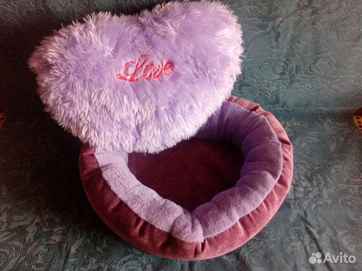 Новые лежаки/лежанки для кошки и маленькой собачки